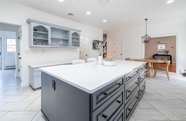 Dining room, Interior, Kitchen, Pendant Lights, Recessed Lighting, Wood Texture Flooring