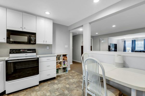 Interior, Kitchen, Recessed Lighting
