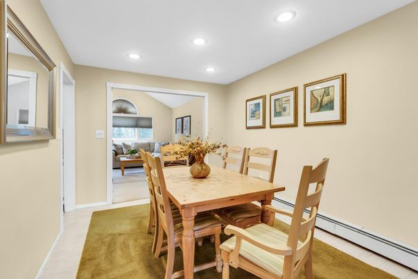 Dining room, Interior, Recessed Lighting
