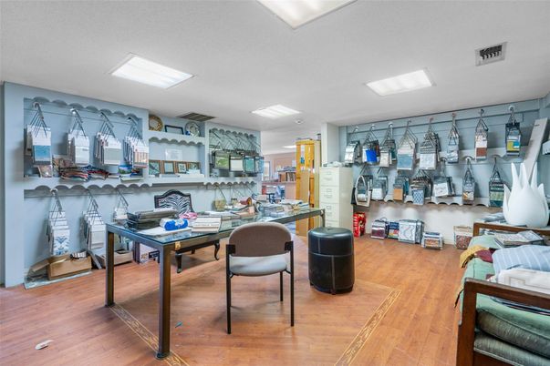 Home Office, Interior, Recessed Lighting, Wood Texture Flooring