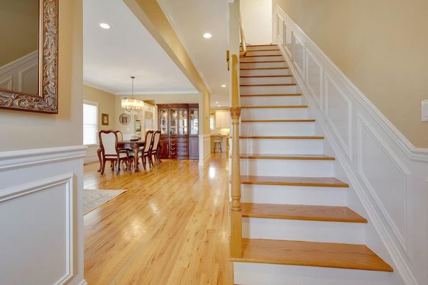 Chandelier, Dining room, Interior, Recessed Lighting, Wood Texture Flooring