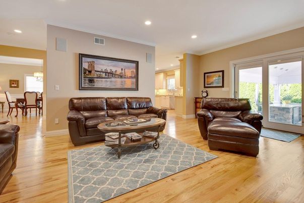 Dining room, Interior, Living room, Pendant Lights, Recessed Lighting, Wood Texture Flooring