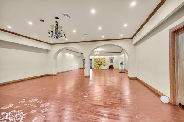 Chandelier, Empty room, Interior, Recessed Lighting, Wood Texture Flooring