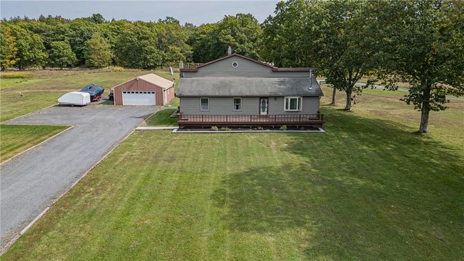 Backyard, Detached Garage, Exterior