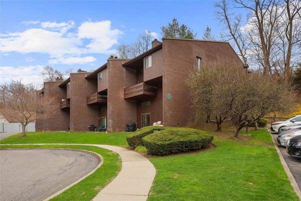 Exterior, Facade, Brick Facade, Modern