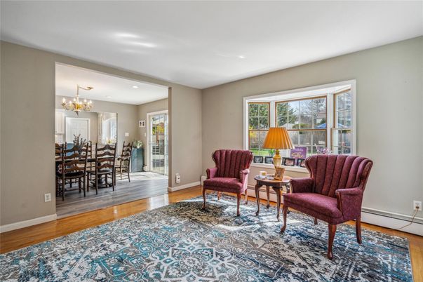 Chandelier, Dining room, Interior, Living room, Recessed Lighting, Wood Texture Flooring