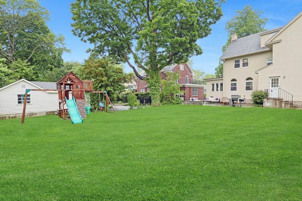 Backyard, Exterior, Playground