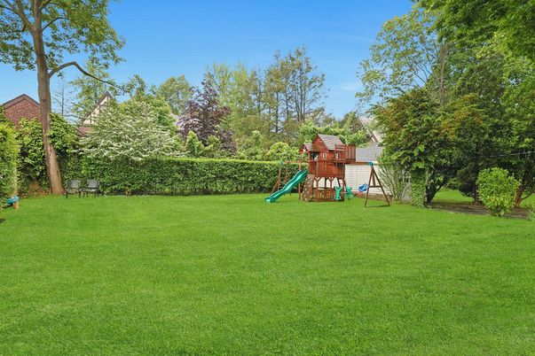Backyard, Exterior, Playground