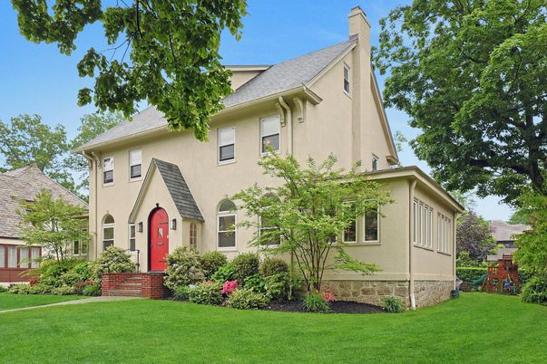 Backyard, Exterior, Facade, French Provincial