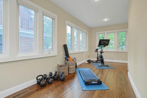 Fitness Equipment, Interior, Recessed Lighting, Wood Texture Flooring