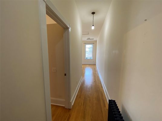 Interior, Pendant Lights, Wood Texture Flooring
