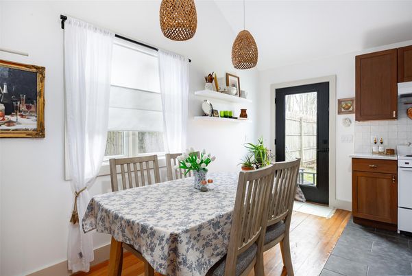 Dining room, Interior, Kitchen, Pendant Lights, Wood Texture Flooring
