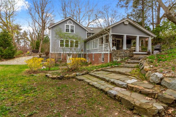 Backyard, Exterior, Facade, Brick Facade, Split Level