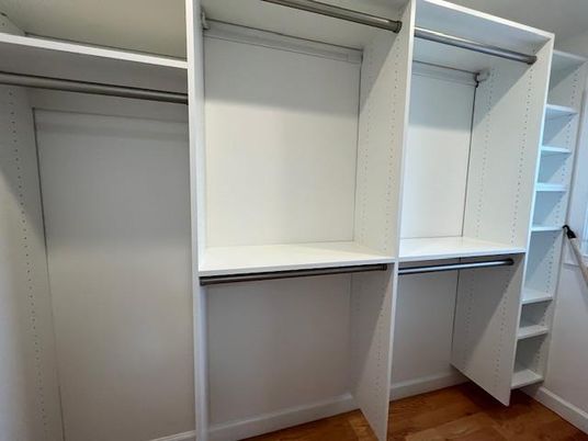 Interior, Walk-in Closets, Wood Texture Flooring