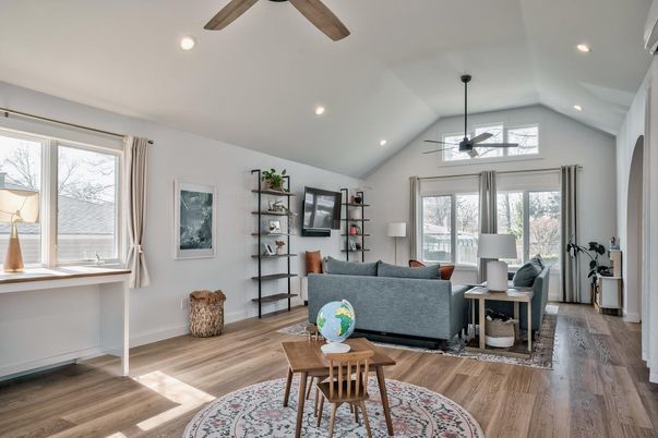 Interior, Living room, Recessed Lighting, Wood Texture Flooring