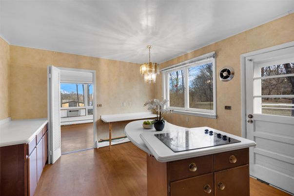 Chandelier, Interior, Wood Texture Flooring