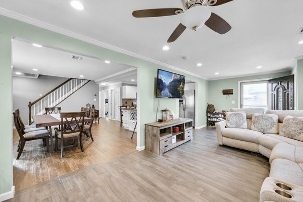 Dining room, Interior, Kitchen, Living room, Recessed Lighting, Wood Texture Flooring