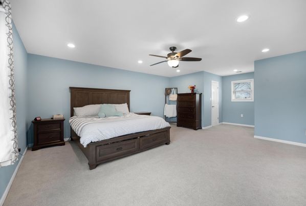Bedroom, Interior, Recessed Lighting