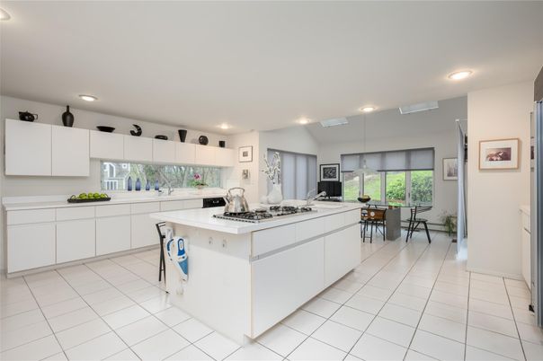 Dining room, Interior, Kitchen, Recessed Lighting