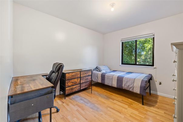 Bedroom, Home Office, Interior, Wood Texture Flooring