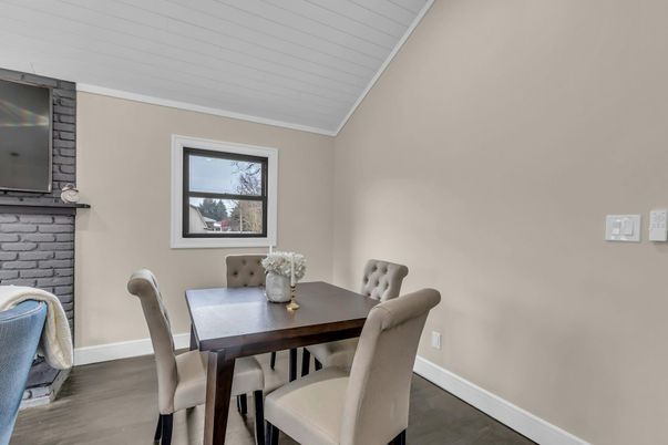 Dining room, Fireplace, Interior, Wood Texture Flooring