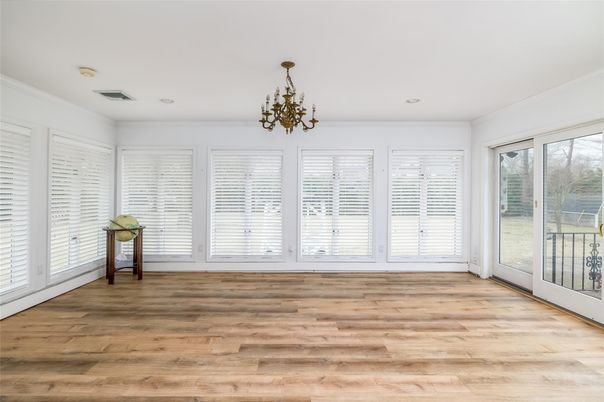 Chandelier, Empty room, Interior, Wood Texture Flooring