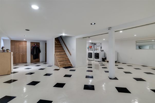 Interior, Recessed Lighting