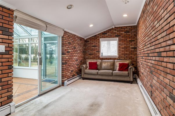 Empty room, Interior, Recessed Lighting, Stone Walls
