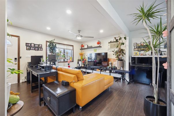Home Office, Interior, Living room, Recessed Lighting, Wood Texture Flooring