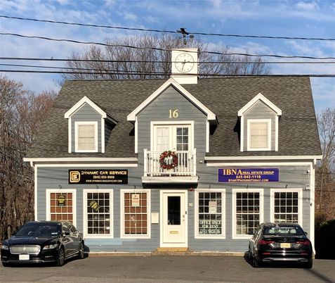 Exterior, Facade, Cape Cod
