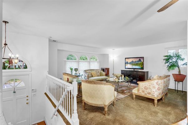 Interior, Living room, Pendant Lights