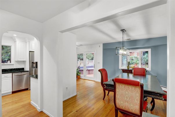Dining room, Interior, Kitchen, Pendant Lights, Stainless Steel Appliances, Wood Texture Flooring