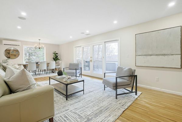 Chandelier, Dining room, Interior, Living room, Recessed Lighting, Wood Texture Flooring