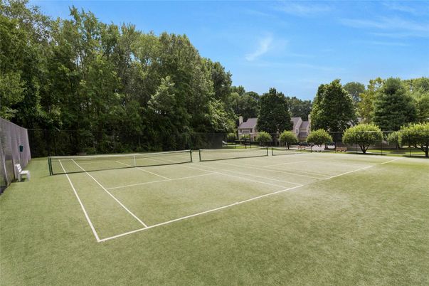 Exterior, Tennis Courts