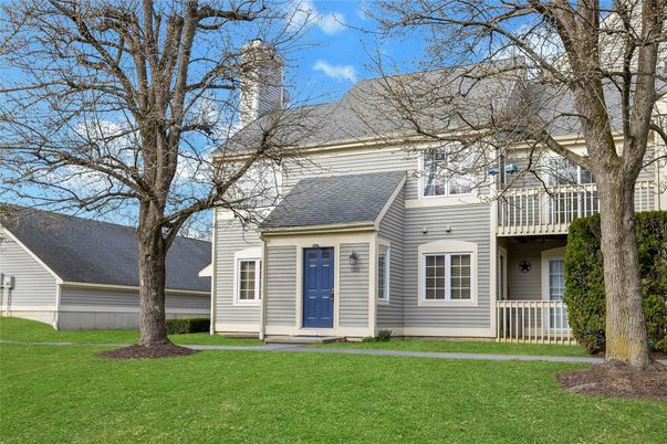 Attached, Exterior, Facade, French Provincial