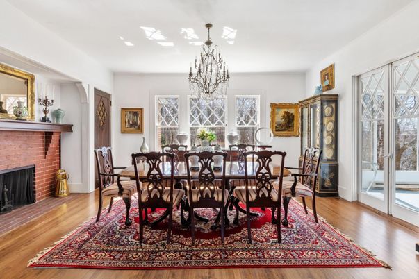 Chandelier, Dining room, Fireplace, Interior, Recessed Lighting, Wood Texture Flooring