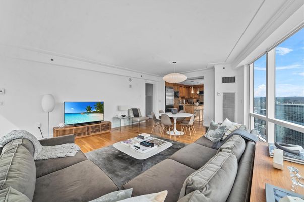 Dining room, Interior, Kitchen, Living room, Pendant Lights, Recessed Lighting, Wood Texture Flooring