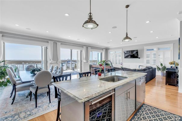 Dining room, Interior, Kitchen, Pendant Lights, Recessed Lighting, Wood Texture Flooring