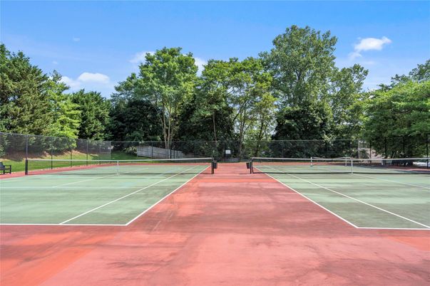 Exterior, Tennis Courts