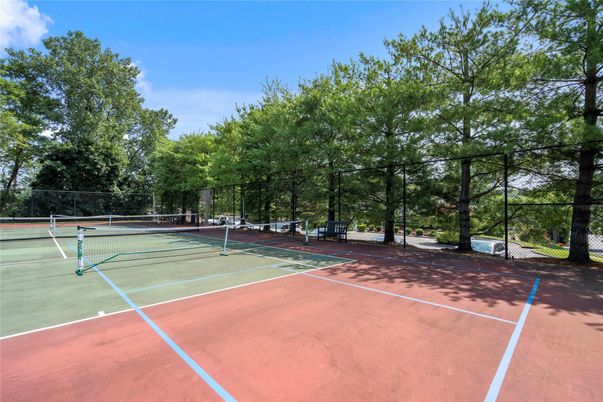 Exterior, Tennis Courts