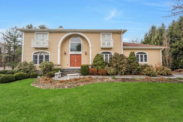 Backyard, Exterior, Facade, Georgian