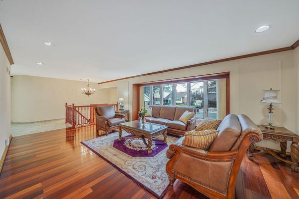 Chandelier, Interior, Living room, Recessed Lighting, Wood Texture Flooring