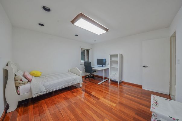Bedroom, Home Office, Interior, Wood Texture Flooring