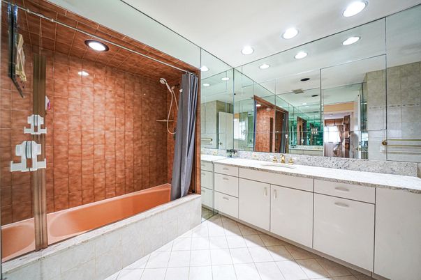 Bathroom, Dual Sink Vanities, Glass Shower, Interior, Recessed Lighting