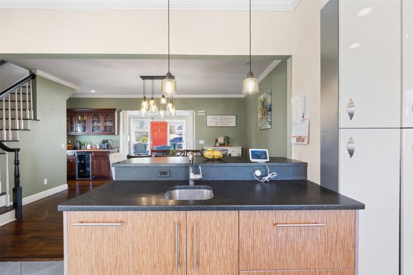 Interior, Kitchen, Pendant Lights, Recessed Lighting, Wood Texture Flooring