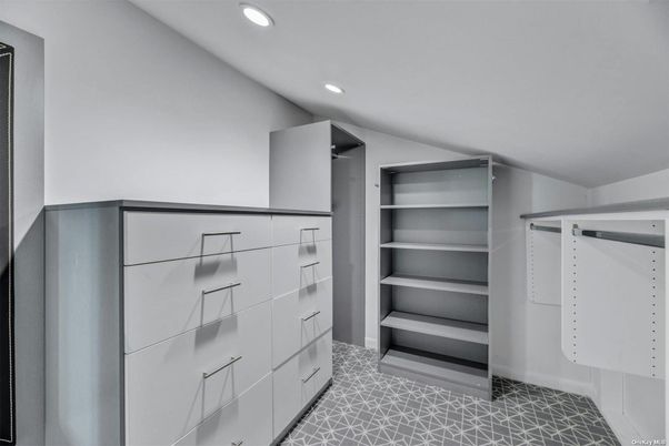 Interior, Recessed Lighting, Walk-in Closets