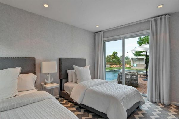 Bedroom, Interior, Recessed Lighting, Water