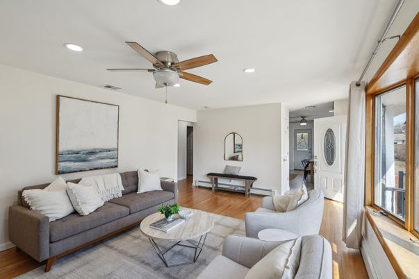 Interior, Living room, Recessed Lighting, Wood Texture Flooring