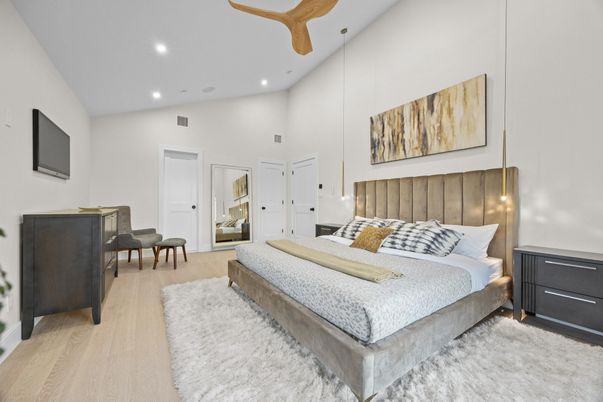 Bedroom, Interior, Recessed Lighting, Wood Texture Flooring