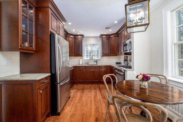 Dining room, Interior, Kitchen, Recessed Lighting, Stainless Steel Appliances, Wood Texture Flooring